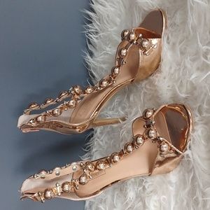 YOKI heels